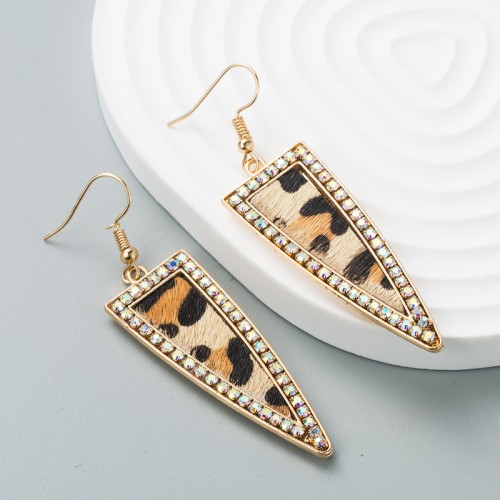 Fashion Jewelry Leather Earrings For Women YWHME-44