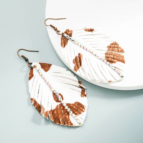 Fashion Jewelry Leather Earrings For Women YWHME-51