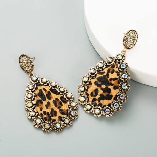 Fashion Jewelry Leather Earrings For Women YWHME-55